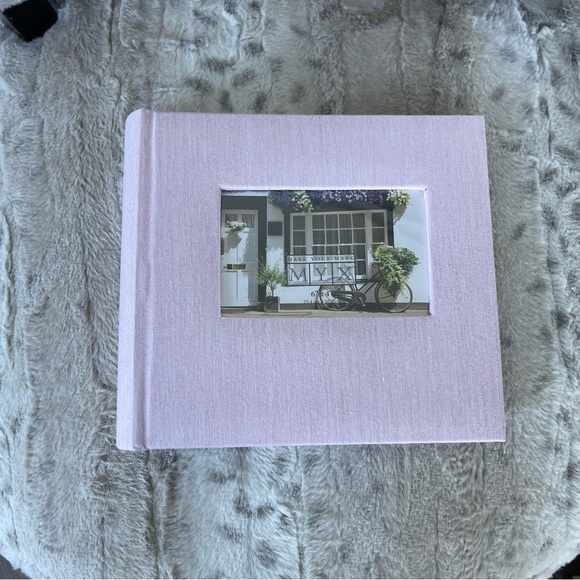 NEW beautiful photo album - Picture 2 of 5